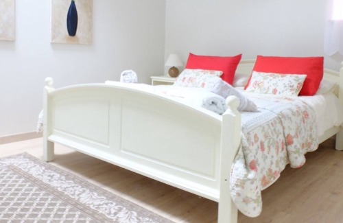 Oiron Cottage | A hideaway to allow you to rest, relax and enjoy this beautiful part of France