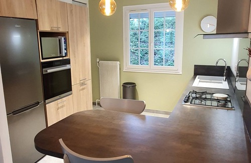 Thesee House | A house between ZOO de Beauval and the castle