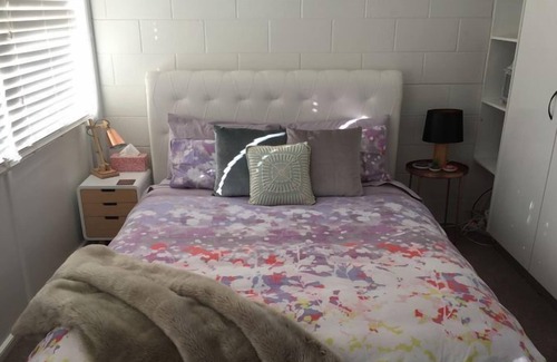 Port Lincoln Apartment | A & K Miller's Port Lincoln Studio Apartment