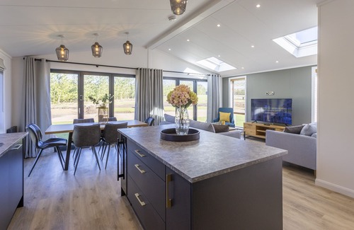 Wombleton Cottage | A keld spring lodge retreat that sleeps 6 guests in 3 bedrooms