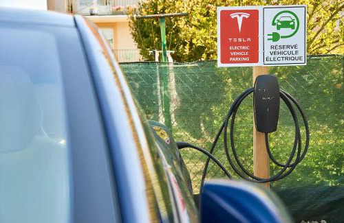 Le Pin Apartment | A L'Ombre du Pin "12" - Cozy Studio near Disneyland and Paris, 1-2 Guests