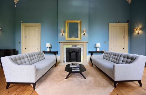 Isle of Lewis Cottage | A lews castle that sleeps 2 guests in 1 bedroom