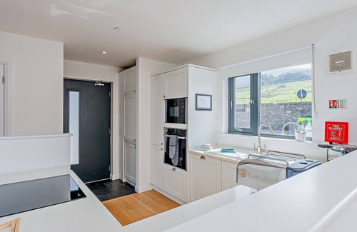 Pistyll Apartment | A llyn peninsula that sleeps 5 guests in 2 bedrooms