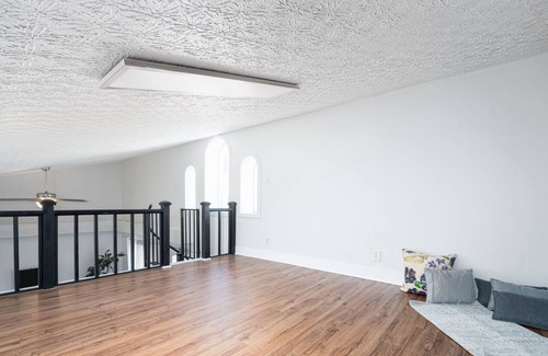 German Village Condo | A Lofty View - 5 minute walk to the FUN