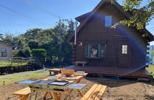 Higashiizu Cabin | A log house with a cute southern French interior You can enjoy the great outdoors