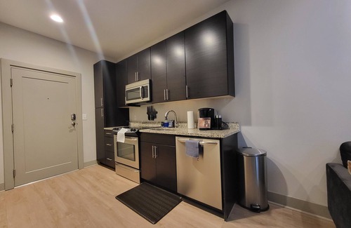 Downtown Baltimore Apartment | A Luxury Downtown 1-Bedroom w/a Roof Top pool & Spectacular View