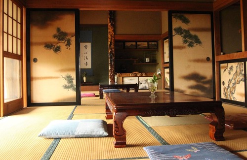 Hachioji House | A mansion with a garden unique to Hachioji where you can taste the feel of a villa