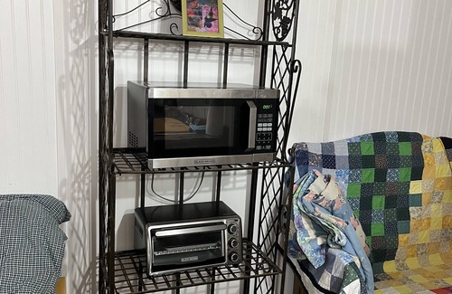 Ruffin Cabin | A Minimalist Fancy! A cute place to lay your head and take a short shower.