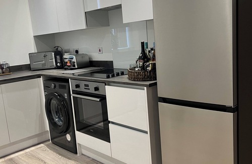 Birmingham House | A modern 3bed House nr Central Birmingham|Free Parking