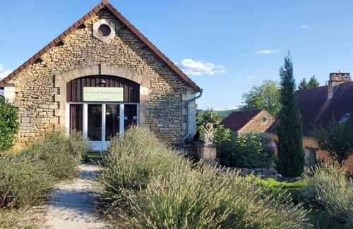 Archignac Bed & Breakfast | A Mons & Merveilles