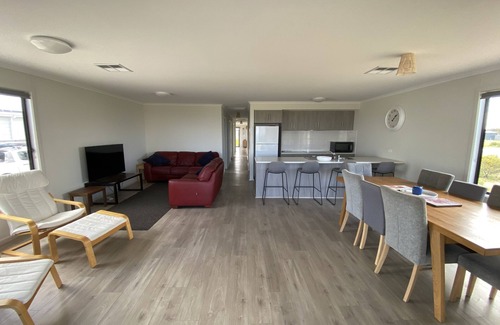 Warrenben House | A new coastal home to relax & escape to, on the beautiful Yorke Peninsula in SA.