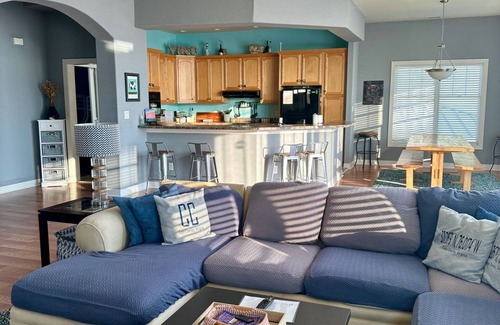 Cape Charles House | A newly remodeled spacious home. Private beach, amazng sunsets in Cape Charles.