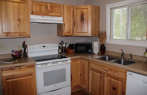 Arbor Vitae House | A Northwoods Experience: just minutes to Minocqua