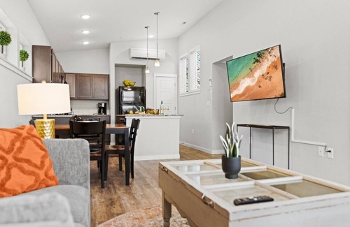 Boise Villa | A park-like setting in this BRAND NEW build near the river