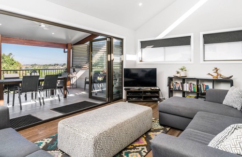 East Ballina House | A PERFECT STAY - River Links