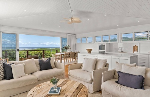 North Creek House | A PERFECT STAY - The Beach House