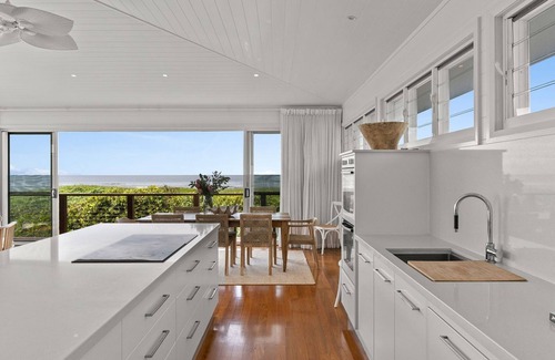 North Creek House | A PERFECT STAY - The Beach House