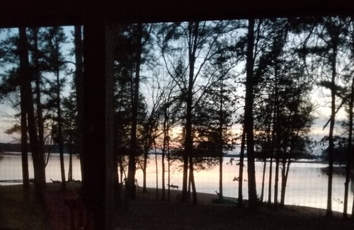 Anderson Condo | A Perfect Waterfront Villa on Lake Hartwell. Come relax, have fun, get away!