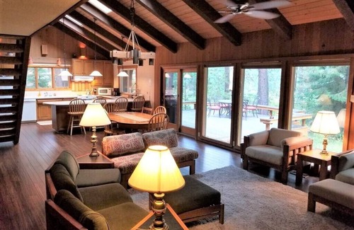 Black Butte Ranch Cabin | A Place to Gather - At the Heart of all Black Butte has to offer
