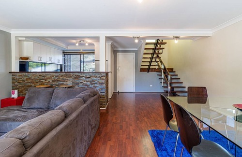East Albury Apartment | A Place to Stay On Jamieson