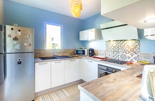 L'Ermitage-les-Bains Apartment | A Pleasure Ti 2 steps from the Ermitage lagoon
