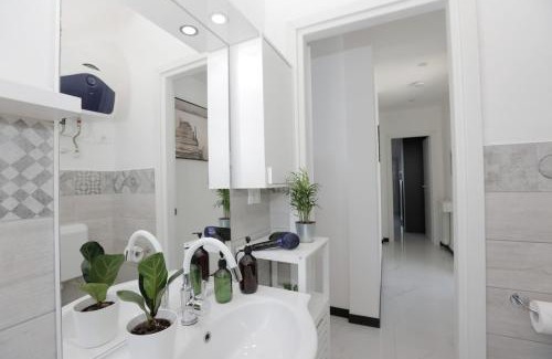 Lagaccio Apartment | A Postcard From Genoa