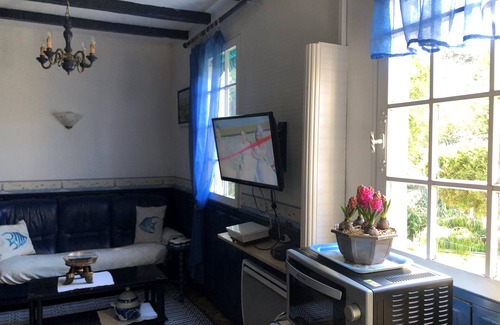 La Jarne Cottage | A PRETTY FRENCH DETACHED HOUSE IN A NICE GARDEN-10mn for Beaches or La Rochelle