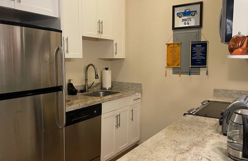 Waikiki Condo | A prime location in Waikiki with an EV parking
