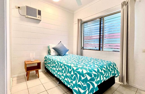 Caravonica House | A private house situated in beautiful rainforest setting