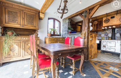 Great Alpine Road House | A Proximité du Domaine Renommé des 3 Vallées , de Champagny en Vanoise (domaine sk