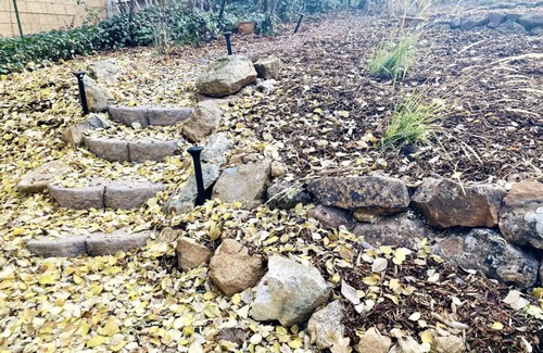 Nevada City Cabin | A quiet, downtown retreat surrounded by natural beauty, overlooking Deer Creek.