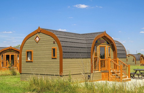Rampton Ski Chalet | A quirky yet cosy cabin perfect for a family break.