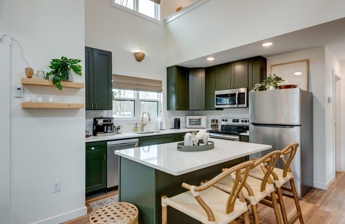 Tracy City Cabin | A Restful, Modern Tiny B’nB Nestled into the Cumberland Plateau