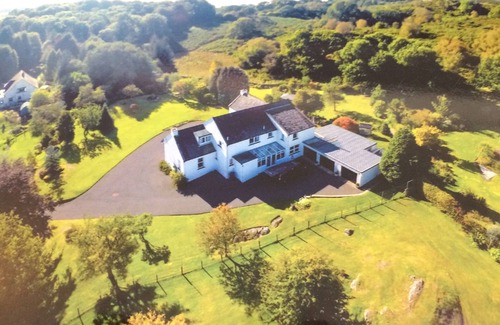 Gatehouse-of-Fleet House | A retreat to explore the Solway coasts sandy beaches & rocky coves.
