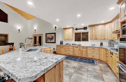 Beaver Cabin | A River Runs Through It!