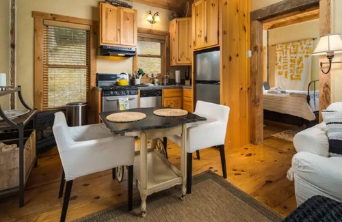 Boone Cabin | A Romantic Couples Escape surrounded by world class hiking.