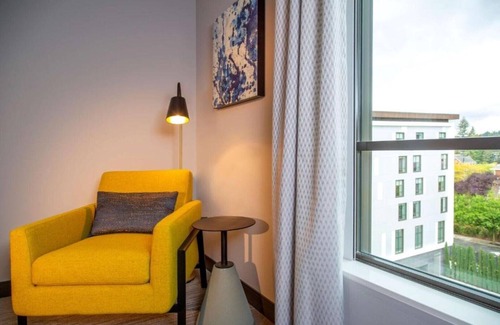 Downtown House | A room in the heart of Redmond, WA