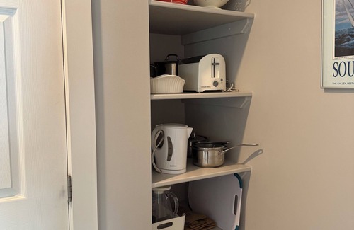 Chester Apartment | A Sailor's Paradise - Stevens Cove Guest Quarters