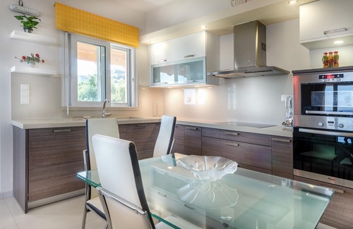 Achlia Villa | A seafront villa with swimming pool