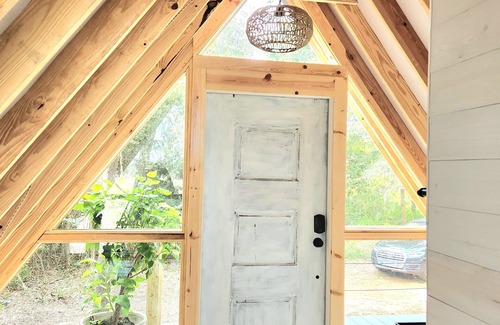 Saint Helena Island House | "A" Secluded Quiet Oasis Treehouse w/Beach Pass