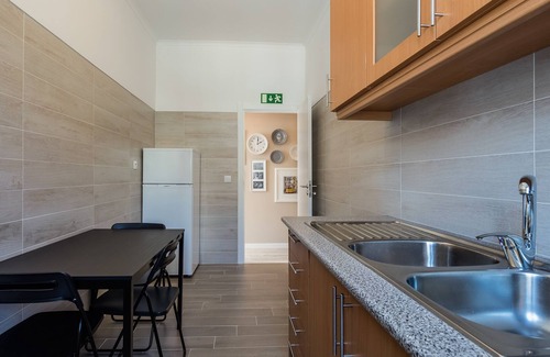 Sao Jorge de Arroios Apartment | A Secret Garden in Lisbon