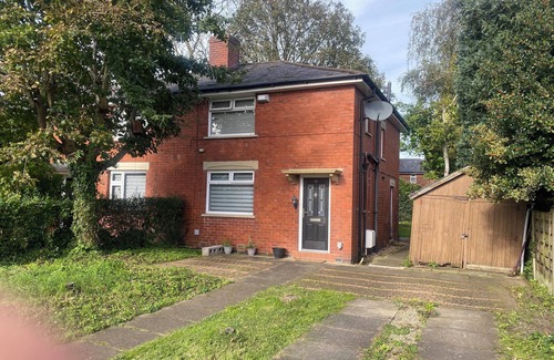 Radcliffe House | A Secure 3 bedroom family