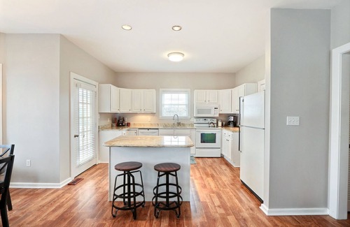 Tybee Island House | A SHORE THING! Spacious home just steps from North Beach! + Golf Cart Option!
