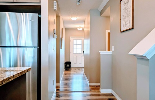 Airdrie House | ❤️A Slice of Heaven in Airdrie