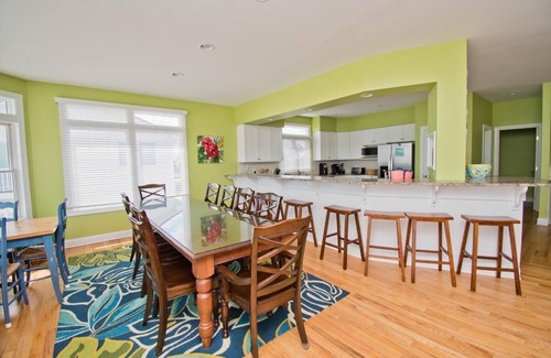 Emerald Isle House | A Southern Exposure, Oceanfront House in Emerald Isle, NC!