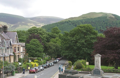 Keswick Cottage | A spacious apartment with stunning views of Skiddaw and Latrigg.