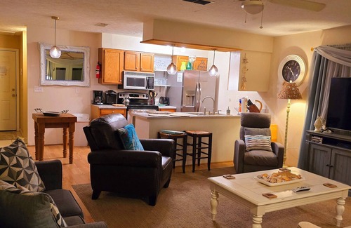 Kiska Beach Cottage | A Special Getaway!