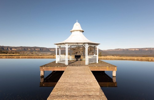 Megalong Valley House | A spectacular farm boasting some of the best views