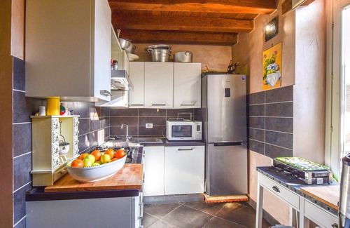 Viterbo Apartment | A striking holiday apartment in a medieval town.