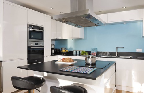 St. Agnes House | A stunning eco-home with cedar cladding, a sedum roof & state-of-the-art design.